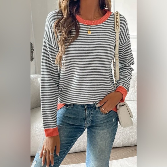 It is Well Boutique; Stripe Contrast Trim Crew Neck Sweater; NWT; Medium (6/8) - Picture 1 of 9